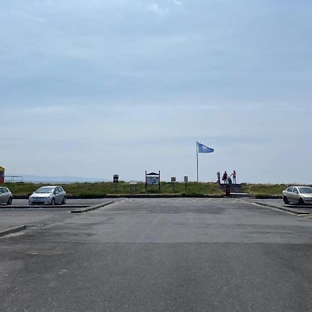 Loch Nuala Apartment Голуей Екстериор снимка